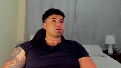 Snapshot of bryan_stoness chatting on 02-25-25, 12:47 bryan stoness online show from 02-25-25, 12:47