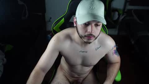 Snapshot of bryanncan01 chatting on 12-15-24, 07:10 Bryannsex online show from 12-15-24, 07:10