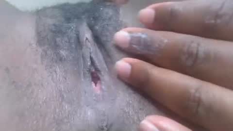 Snapshot of brynzoe chatting on 11-25-25, 04:34 Brownie online show from 11-25-25, 04:34