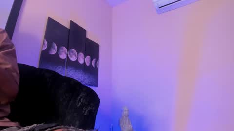 Bryxon  online show from 03-01-25, 02:13