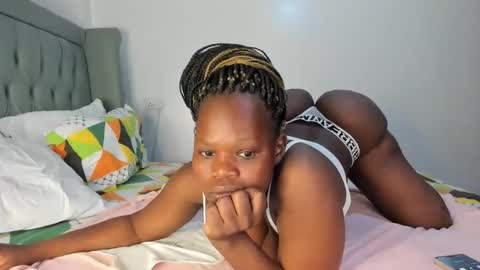 Snapshot of bubble_big_booty chatting on 01-16-25, 10:53 Stacy420 online show from 01-16-25, 10:53