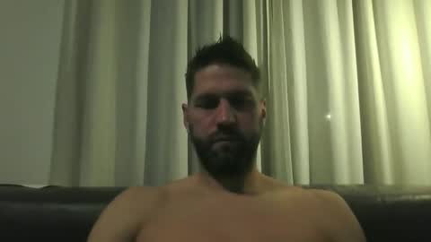 bubblebee1982 online show from 11-07-25, 05:51