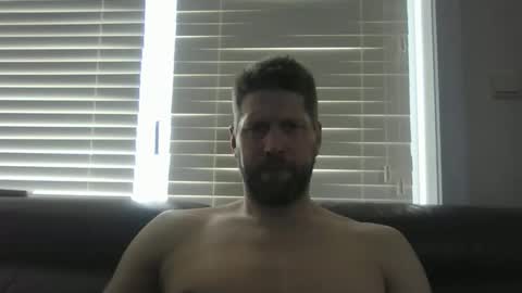 bubblebee1982 online show from 04-05-26, 11:51