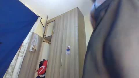 bubblebun_1 online show from 04-17-26, 06:22