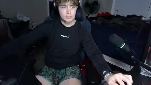 BubblebuttBdn online show from 11-05-25, 02:22