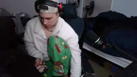 BubblebuttBdn online show from 11-30-25, 02:26