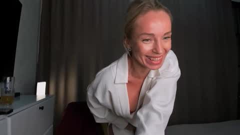 bubbling_crush online show from 10-17-25, 08:44