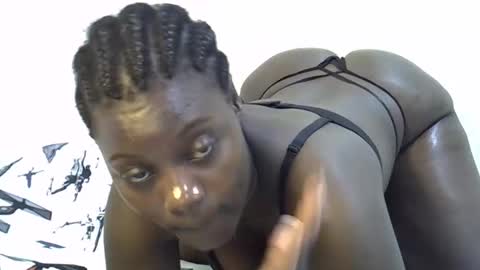 Snapshot of bubbly_ass30 chatting on 12-16-25, 07:19 bubbly_ass30 online show from 12-16-25, 07:19