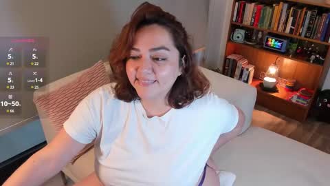 Snapshot of bubblybomba chatting on 02-14-25, 12:51 Bomba  online show from 02-14-25, 12:51