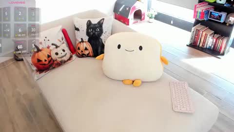Snapshot of bubblybomba chatting on 10-14-25, 04:08 Bomba  online show from 10-14-25, 04:08