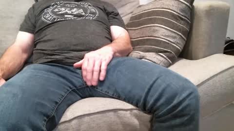 Snapshot of buck_camstar chatting on 02-25-25, 07:20 Buck online show from 02-25-25, 07:20