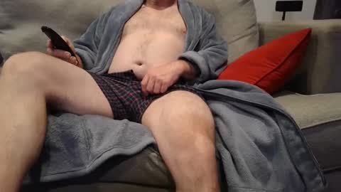 Snapshot of buck_camstar chatting on 09-14-25, 02:38 Buck online show from 09-14-25, 02:38