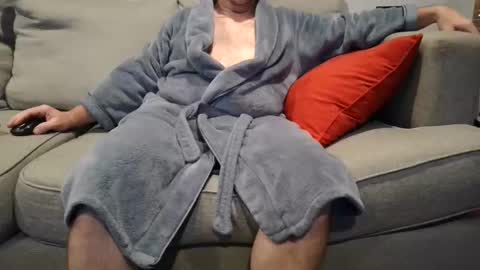 Snapshot of buck_camstar chatting on 10-26-25, 02:56 Buck online show from 10-26-25, 02:56