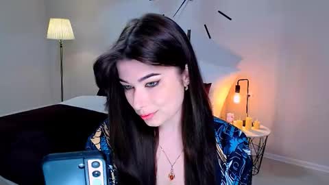 Snapshot of buckssbunny chatting on 02-15-26, 03:31 Ari online show from 02-15-26, 03:31