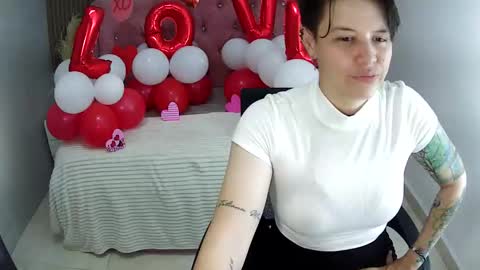 bug2025 online show from 02-14-26, 06:04