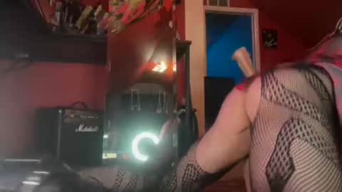 Yourtrippyhippy online show from 03-29-26, 03:06