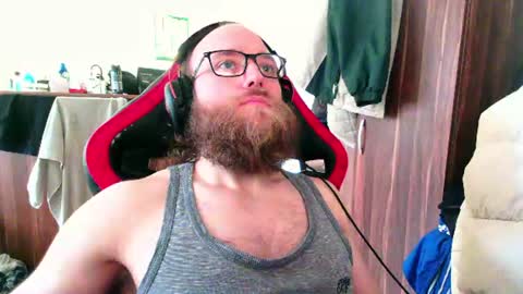 Lukas online show from 06-15-26, 07:54