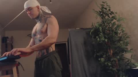 Dmitriy  online show from 02-11-25, 06:44