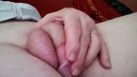 Snapshot of bulkyboners chatting on 05-10-26, 01:16 ejaculation for 250 online show from 05-10-26, 01:16
