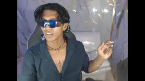 bull_cam online show from 10-01-25, 05:41