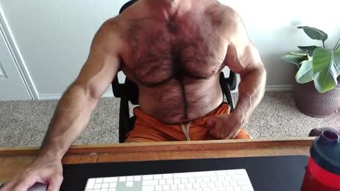 Snapshot of bullbud chatting on 05-10-26, 04:45 Wrestling Dads.. hit me up. online show from 05-10-26, 04:45