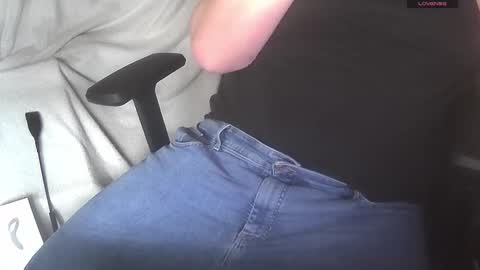 Snapshot of bullen2004 chatting on 03-15-26, 10:21 bullen2004 online show from 03-15-26, 10:21