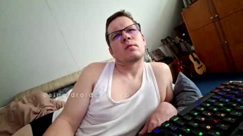 Snapshot of bumbuss chatting on 02-22-26, 02:04 bumbuss online show from 02-22-26, 02:04