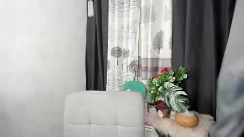 zy online show from 12-22-25, 04:04