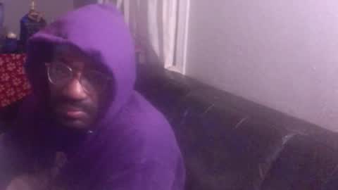 Snapshot of bungalowentertainment chatting on 01-12-26, 01:27 Bungalow Entertainment online show from 01-12-26, 01:27