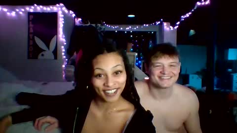 Snapshot of bunniandbyrdd chatting on 02-08-25, 01:54 bunniandbyrdd online show from 02-08-25, 01:54