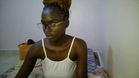 bunny_bliss1 online show from 05-11-26, 03:01