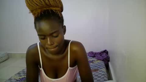 bunny_bliss1 online show from 05-24-26, 07:08