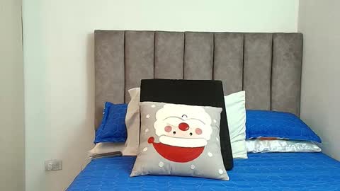 Snapshot of bunny_swtt chatting on 12-23-25, 04:10 Carolina online show from 12-23-25, 04:10