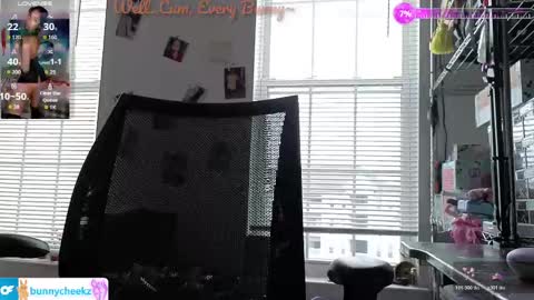 Tokki  bunny  online show from 04-29-26, 08:04