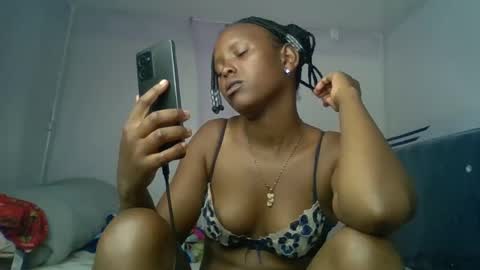 bunnydiva_ online show from 05-15-26, 01:40