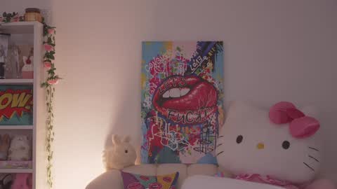 Stella online show from 01-09-25, 01:18