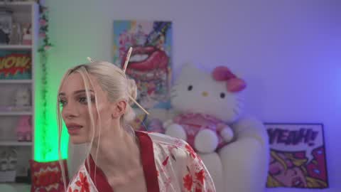 Stella online show from 02-01-25, 11:37