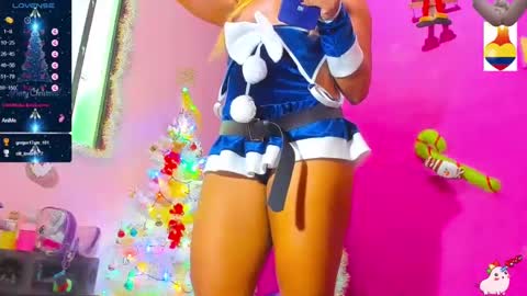 Snapshot of bunnygirl98 chatting on 12-20-24, 08:23 BARBYCHOCOLAT online show from 12-20-24, 08:23