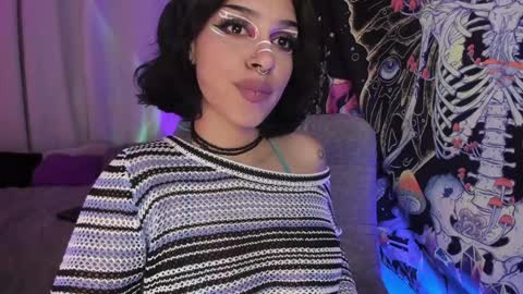   online show from 02-06-25, 03:48