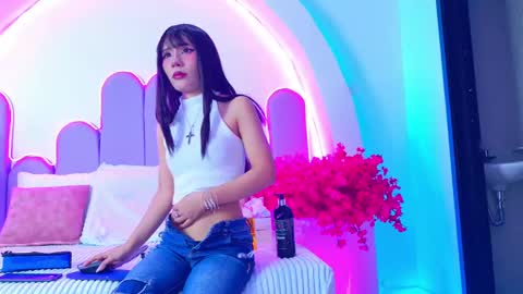 Snapshot of bunnysexyy chatting on 05-29-26, 03:37 Bunny online show from 05-29-26, 03:37