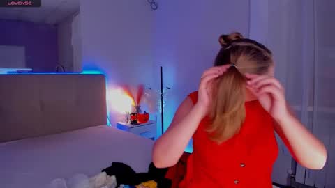 BunnyShows online show from 10-21-25, 12:17