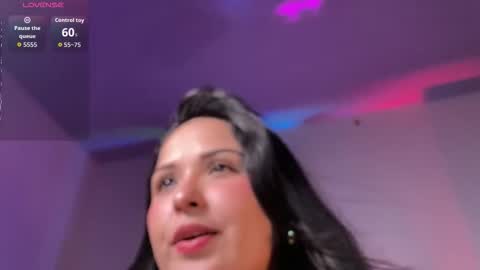 Snapshot of bunnysparamours chatting on 10-20-25, 04:13 MARY BUNNY online show from 10-20-25, 04:13