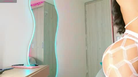 Valeria online show from 03-26-26, 09:37