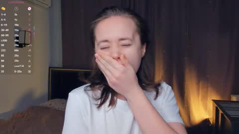 Lizy online show from 03-25-26, 08:04