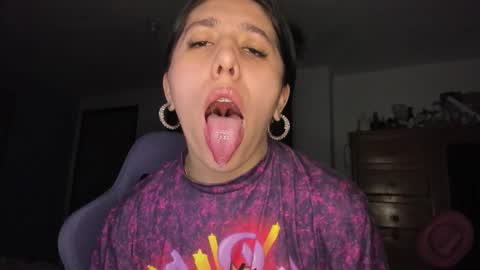 Jess online show from 11-16-25, 05:24