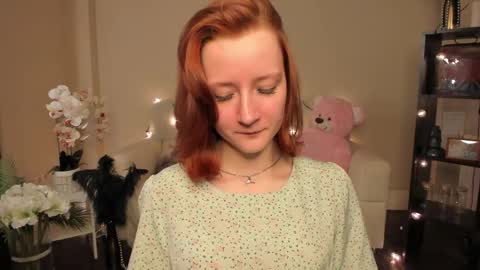 Snapshot of bunnyy_4u chatting on 05-16-26, 03:33 Lilith online show from 05-16-26, 03:33