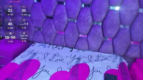 Snapshot of burbuja_pink_ chatting on 07-09-26, 03:32 burbuja pink online show from 07-09-26, 03:32