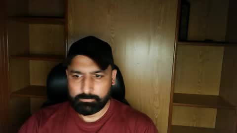 Hairy Arabian online show from 09-13-25, 07:46