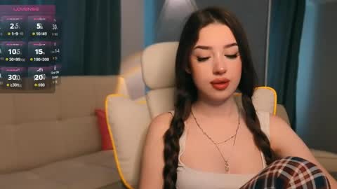 Amelia online show from 06-05-26, 05:03