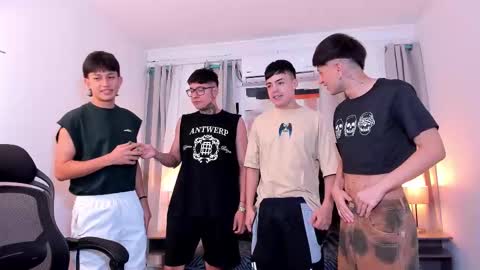 Snapshot of burning_wallen chatting on 03-11-25, 08:20 zack axel David and Anthony online show from 03-11-25, 08:20